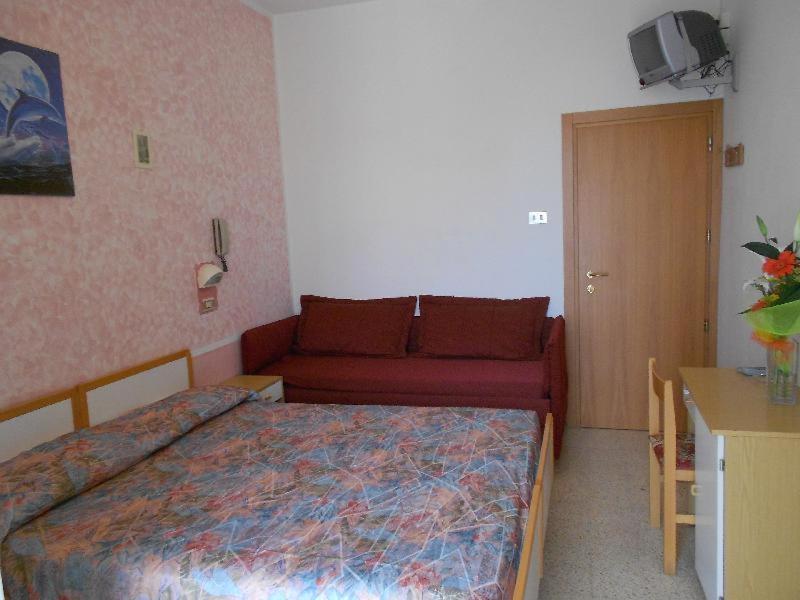 Hotel Vevey Rímini Habitación foto
